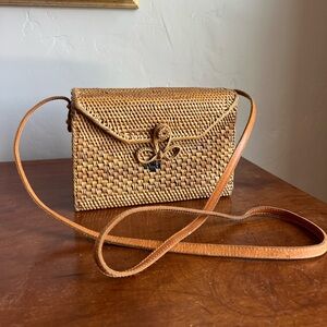 Rattan purse